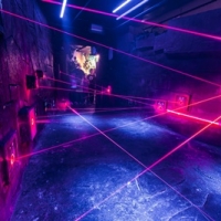 12168776-2-spider-laser-game